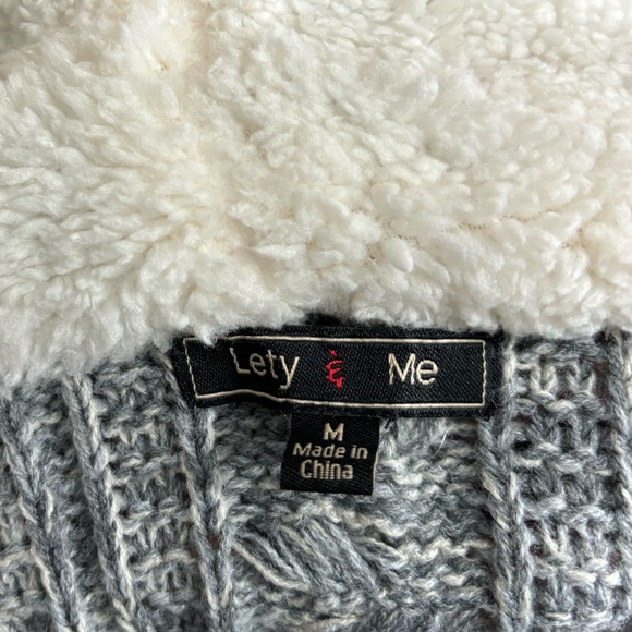 New open cardigan. Heathered in color, solid inside, side slits Sherpa Trim - Picture 7 of 7